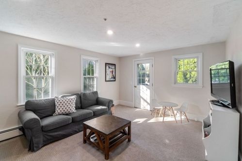 108 Candia St, Weymouth MA  02189-1004 exterior