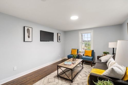 17 Ives St, Worcester MA  01603-2614 exterior