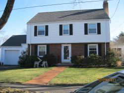 74 Fuller Ter, Newton, MA 02465-1227