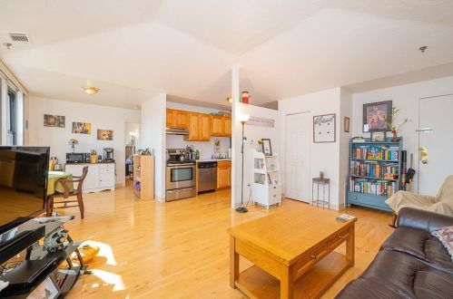 531 Main St, Worcester MA  01608-1820 exterior