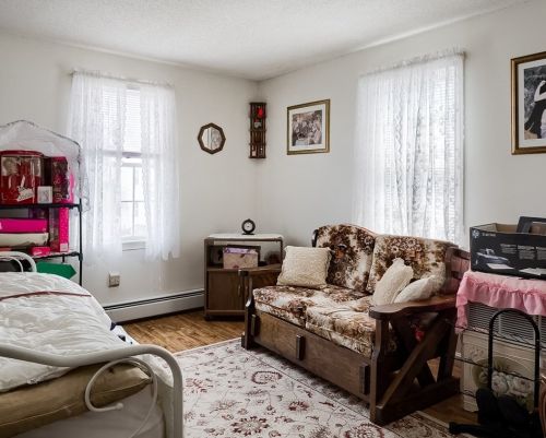 40 Vincent Cir, Worcester MA 01604-3462 exterior