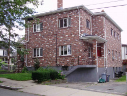 29 Fayette St, Newton, MA 02458-1438