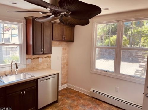 123 Davis Ave, Kearny NJ  07032-3327 exterior