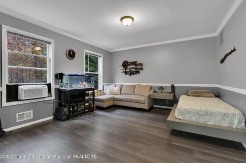 6 Pitney Ln, Jackson Twp NJ 08527-2933 exterior