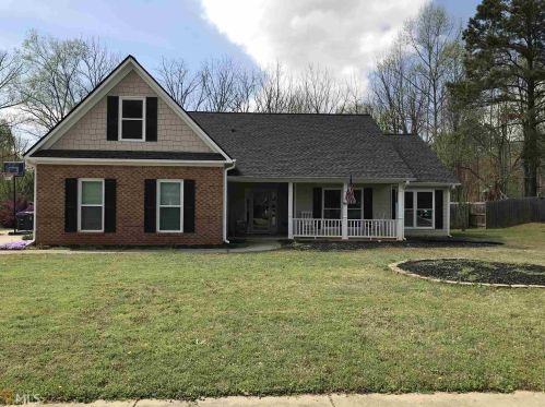 40 Redtail Rd, Jefferson, GA 30549-3893