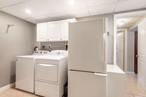 5 Juniper Rd, Lynnfield MA 01940-2416 exterior