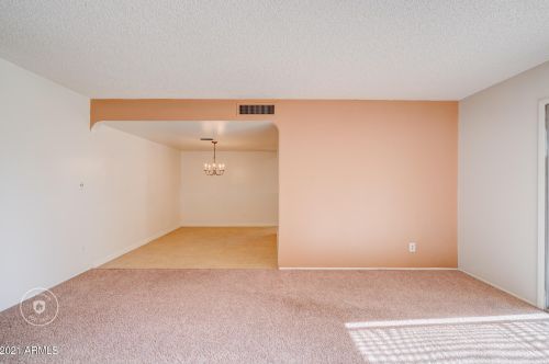 6243 Camelback Rd, Phoenix AZ 85033-1534 exterior