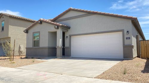 7333 33rd Dr, Phoenix AZ  85041-7411 exterior