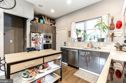 1803 Bancroft St, Philadelphia PA  19145-2206 exterior