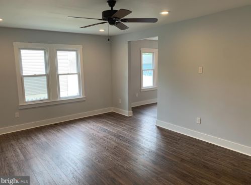 645 Delaware St, West Deptford NJ  08096-1576 exterior