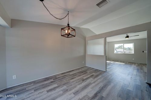 1414 Cholla St, Phoenix AZ 85029-3800 exterior