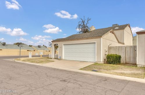 7017 41st Pl, Phoenix, AZ 85042-6384