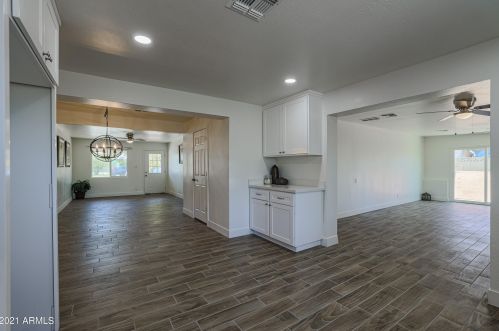 837 El Caminito Dr, Phoenix AZ 85051-9114 exterior