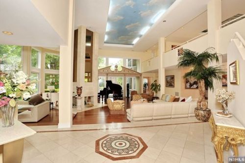 354 Madison Ave, Cresskill NJ 07626-1338 exterior