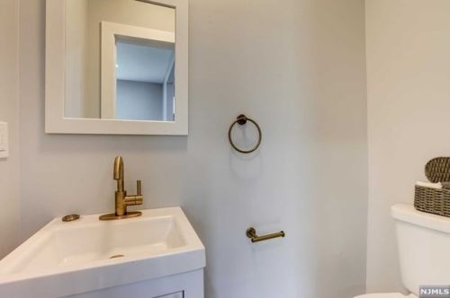 72 Nolton St, Belleville NJ 07109-2237 exterior