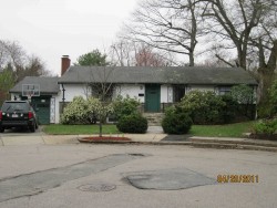 45 Juniper Ln, Newton, MA 02459-2839