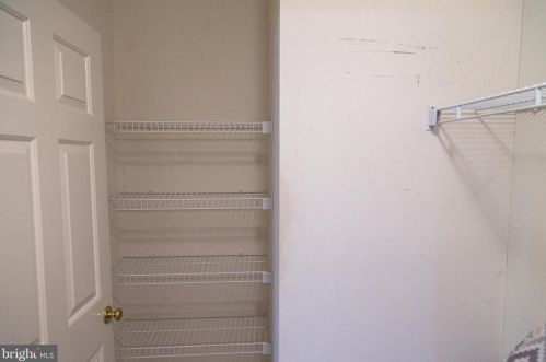 128 Mt Vernon Ct, West Deptford NJ 08096-6895 exterior