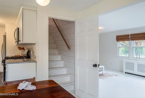 475 Water St, Williamstown MA  01267-2895 exterior