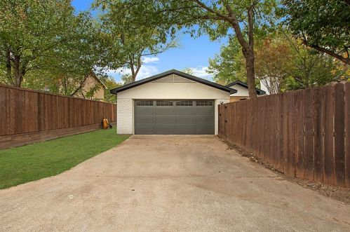 3104 Oak Grove Dr, Plano TX 75074-2946 exterior