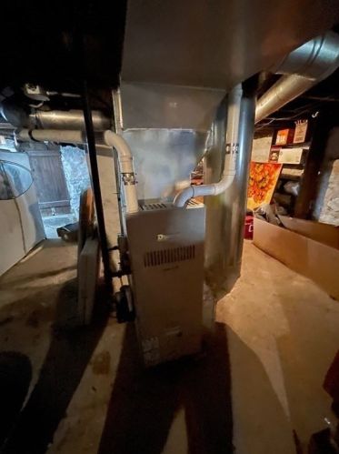 78 Mountain St, Worcester MA 01606-1403 exterior