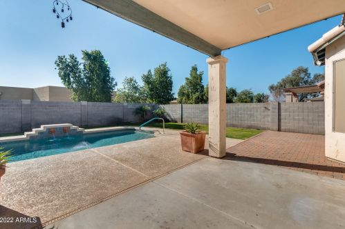 519 Anderson Ave, Phoenix AZ 85023-2211 exterior