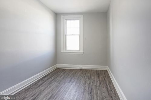 1815 20 St, Philadelphia PA 19145-2048 exterior