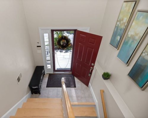 64 Putnam St, Needham, MA 02494-2224