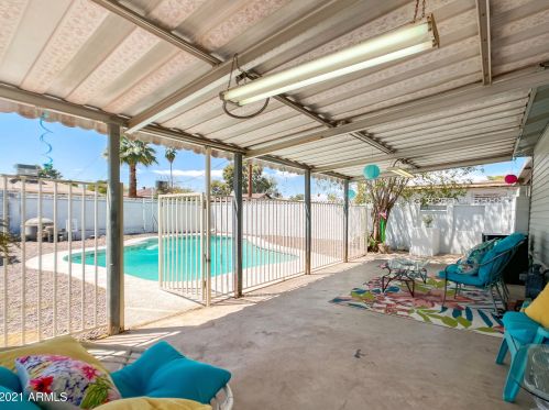 2725 Alice Ave, Phoenix AZ 85021-4112 exterior