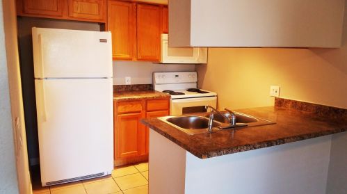 1442 53rd Dr, Phoenix, AZ 85043-1701