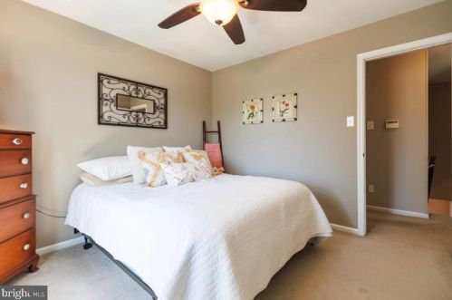 33 Winthrop Rd, Trenton NJ 08648-1557 exterior