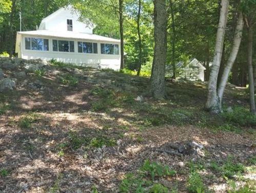 208 Norwich Lk, Montgomery, MA 01050-9625