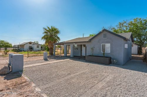 741 Apache St, Phoenix AZ  85034-5101 exterior