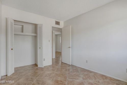 9414 34 Way, Phoenix AZ 85028-4966 exterior