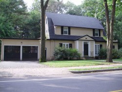 1470 Beacon St, Newton, MA 02468-1613