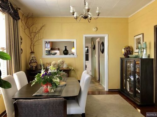 48 Dukes St, Kearny NJ 07032-3928 exterior