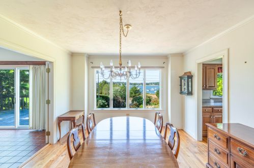 48 Strong Is Rd, Chatham MA 02633-1435 exterior