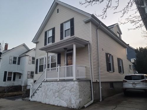 145 Armour St, New Bedford MA 02740-2405 exterior