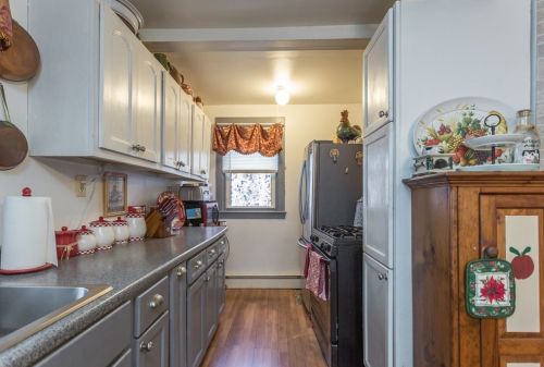 115 Sycamore St, New Bedford MA 02740-4340 exterior