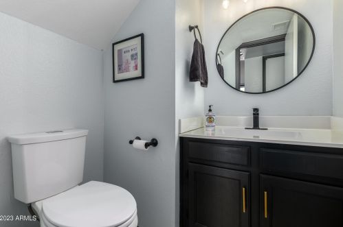 15858 40th Pl, Phoenix AZ  85032-4104 exterior