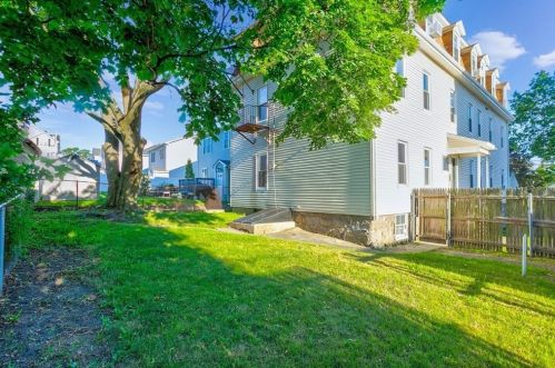 282 Sprague St, Fall River MA 02724-2719 exterior