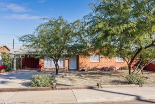 1801 35th Pl, Phoenix, AZ 85008-3821