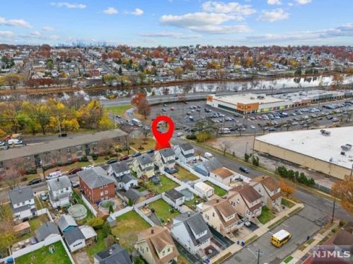 5 Davidson St, Belleville NJ  07109-3207 exterior