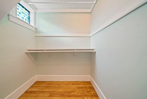 44 Beaconsfield Rd, Worcester MA 01602-1303 exterior