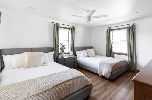 2349 55th St, Phoenix AZ  85008-2609 exterior