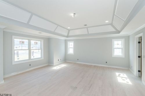 86 Longview Ave, Lake Hiawatha NJ 07034-1108 exterior