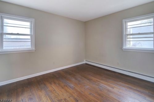 17 Jeraldo St, Belleville NJ 07109-1035 exterior