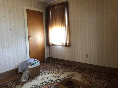 480 Belmont St, Fall River MA 02720-3801 exterior