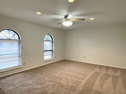 2525 Norway Dr, Garland TX  75040-4318 exterior