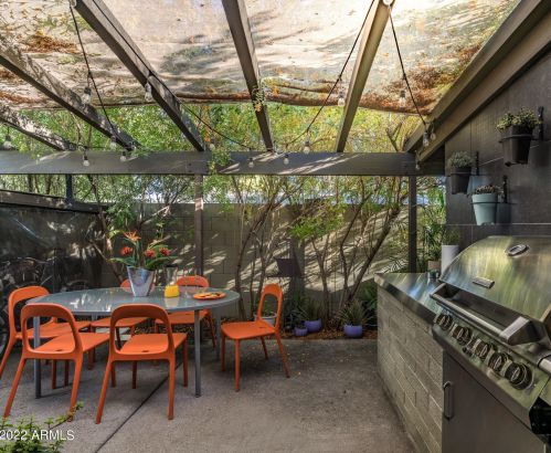 4028 45th St, Phoenix AZ 85044-6060 exterior