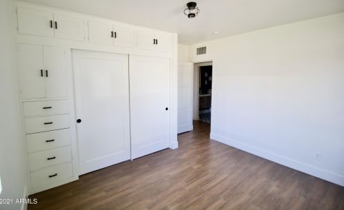 1719 Fairmount Ave, Phoenix AZ 85016-6719 exterior